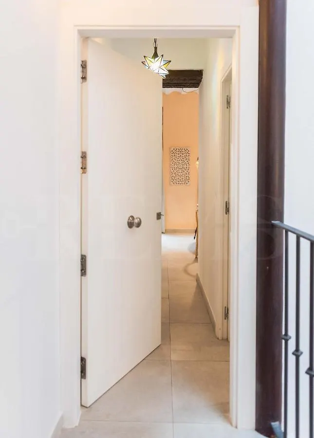 Apartment With Balcony In The Heart Of Malaga By Rems