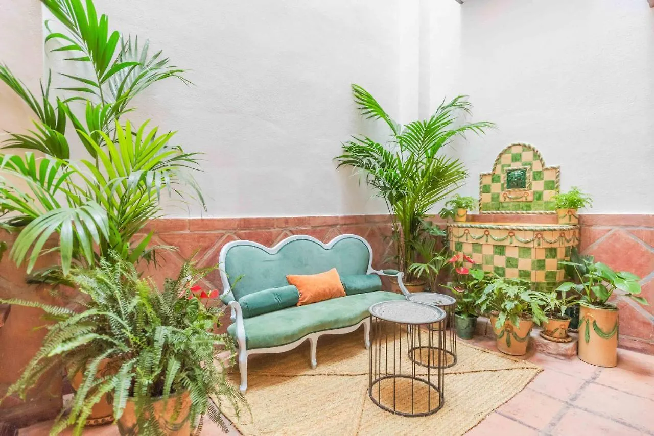Apartment With Balcony In The Heart Of Malaga By Rems